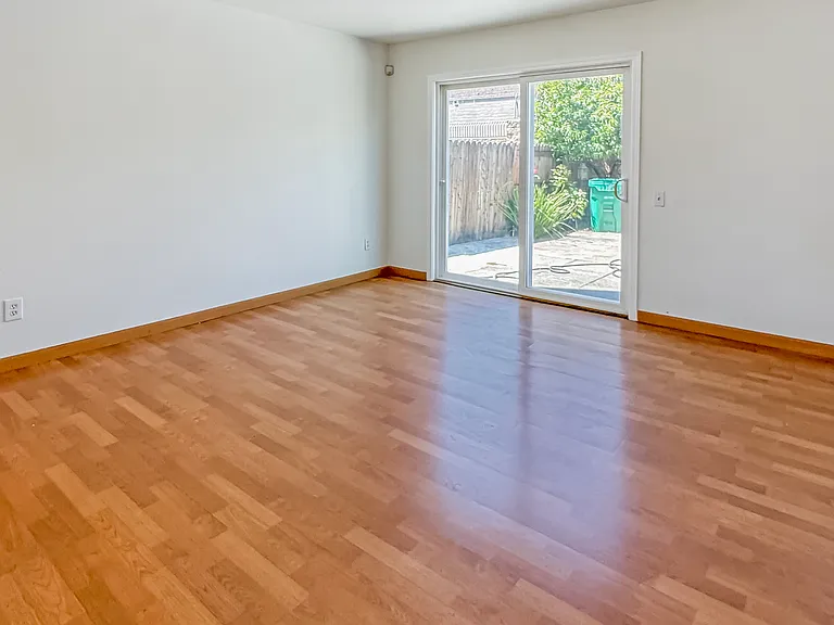 41 Bissell Way — Photo 3
