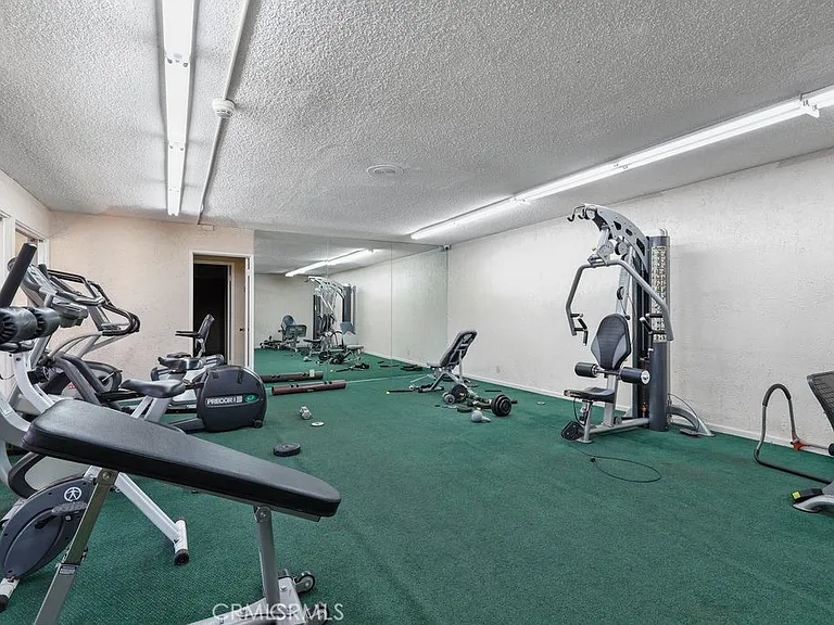 5460 White Oak Ave #G222 — Photo 28