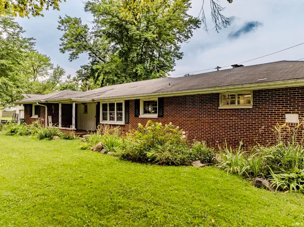 4801 N Sarona Dr, Muncie, IN 47303
