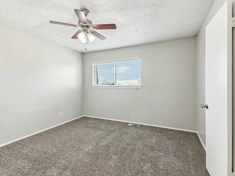 MB Arlington — Photo 26