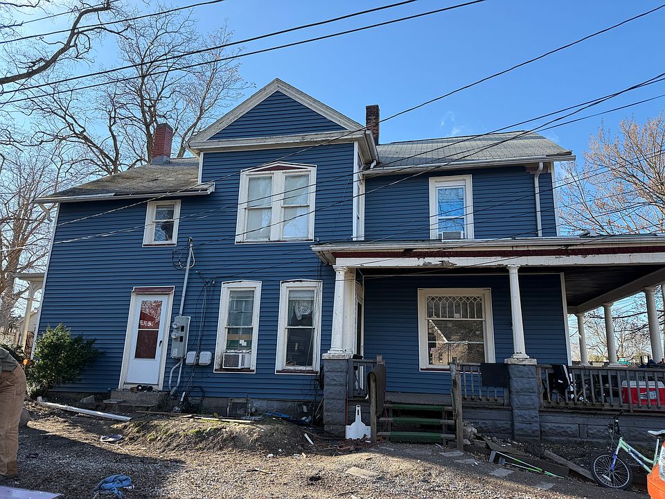 1st image of 340 W 43rd St
