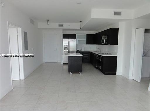 2nd image of 90 SW 3rd St APT 2907