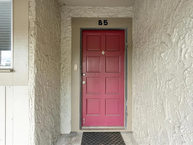 6332 Newtown Cir #32B5 — Photo 4