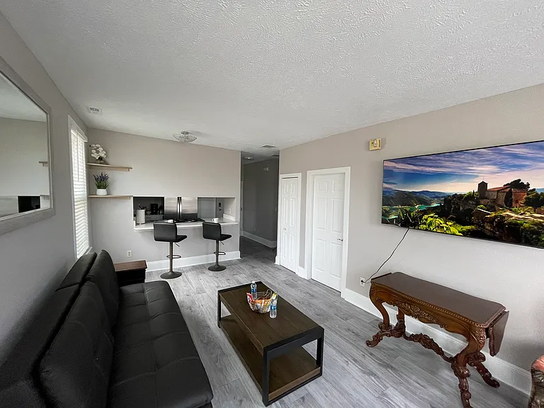 9201 Lorain Ave #2 — Photo 2