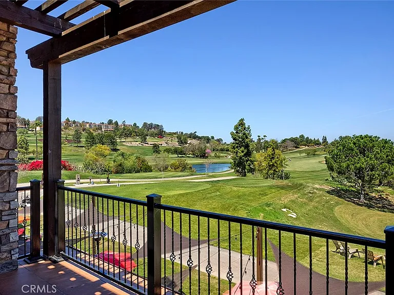 11 Golf Dr — Photo 49