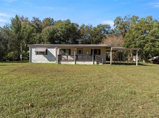 15950 SE 257th Terrace Rd, Umatilla, FL 32784