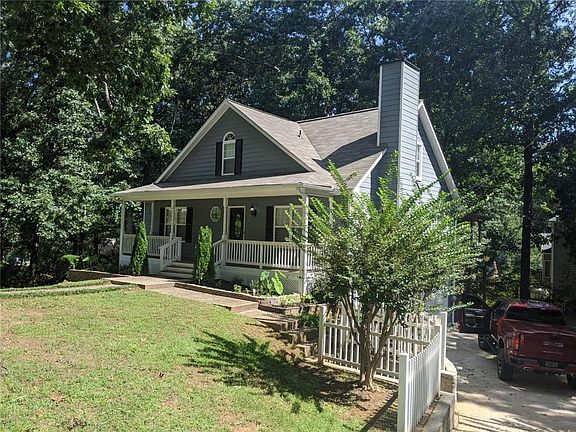 3rd image of 3845 Mill Glen Dr
