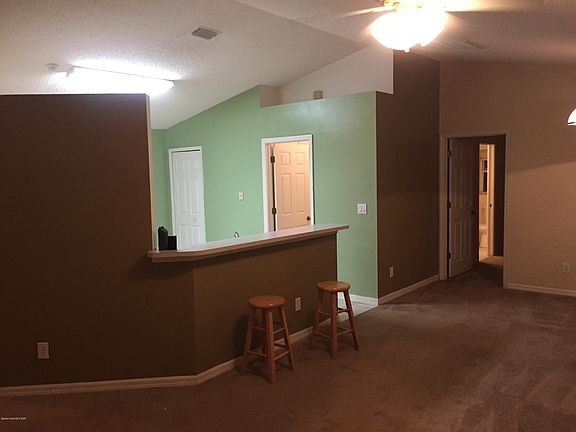 5th image of 1387 Alcazar St SE