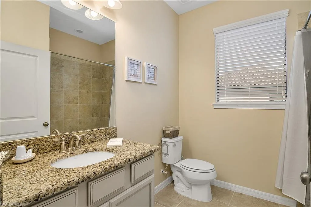 2 bed, 2.0 bath, 1632 sqft, $7,500 — Photo 2