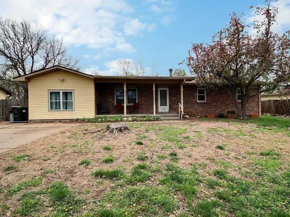 606 N Iowa St, Oxford, KS 67119