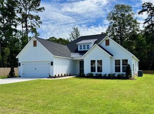 147 Coquille Dr, Madisonville, LA 70447