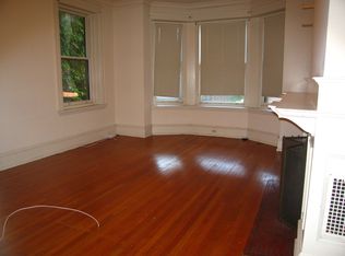 2126 Locust St APT 2R, Philadelphia, PA 19103