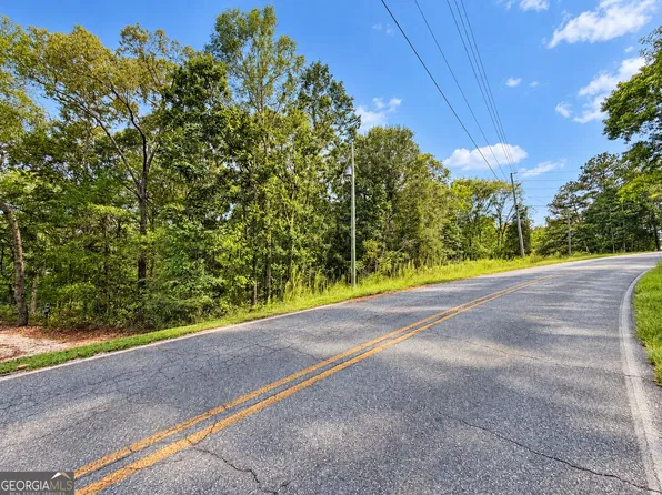 147 Bond Bridge Ext, Royston, GA 30662