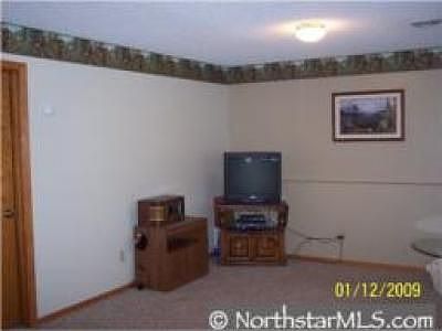 5th image of 400 75th Ave N