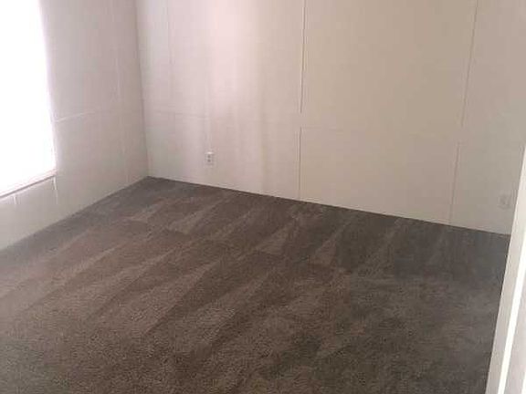 3rd image of 4255 Smokecreek Pkwy Lot 027C