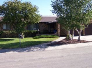 40 W 10th St, Lovell, WY 82431