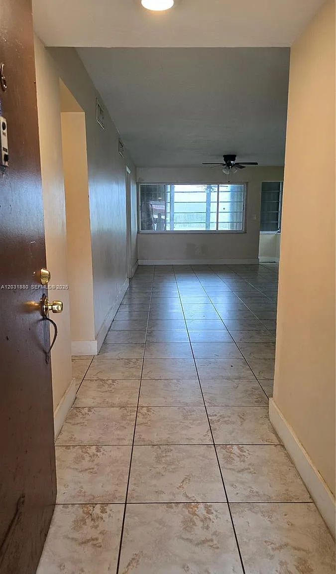 Sixth Horizons Condo — Photo 2
