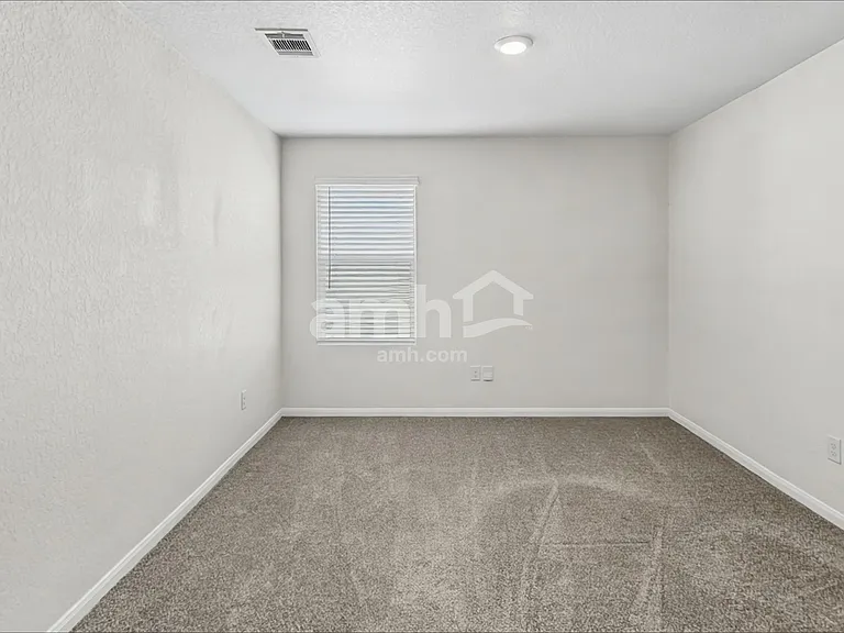 2709 Iberia Ct — Photo 17