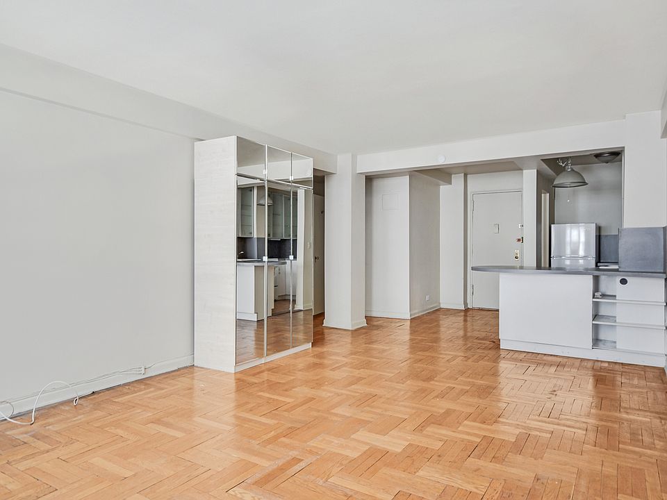 1st image of 135 E 54th St #4DD