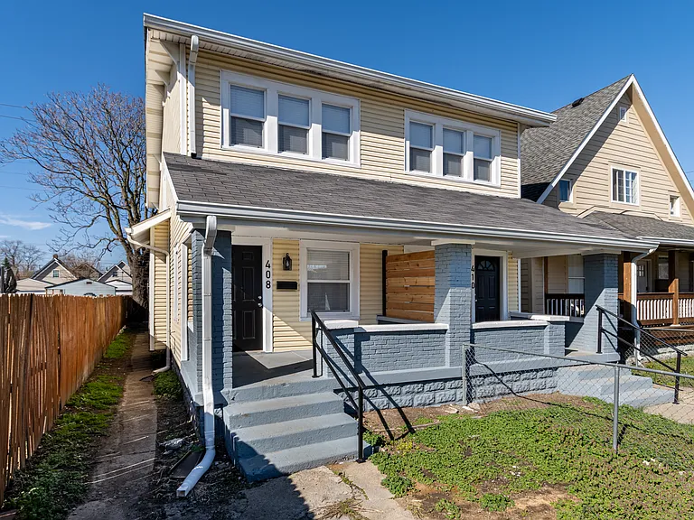 408 E Beecher St — Photo 22