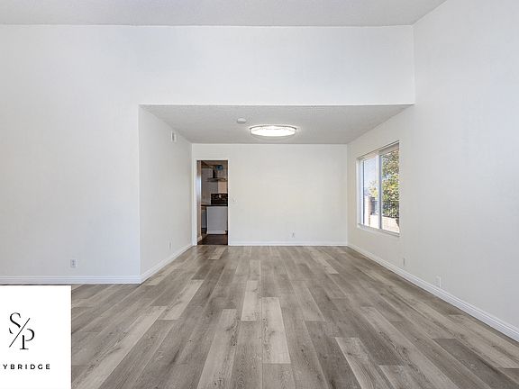 4th image of 3415 Honeybrook Ln