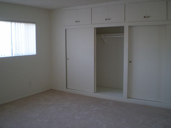 2nd image of 2126 W 182nd St APT 15