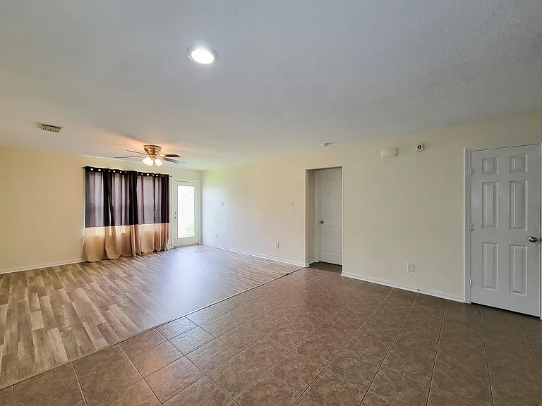 12835 Regal Oaks Bend Ln — Photo 13