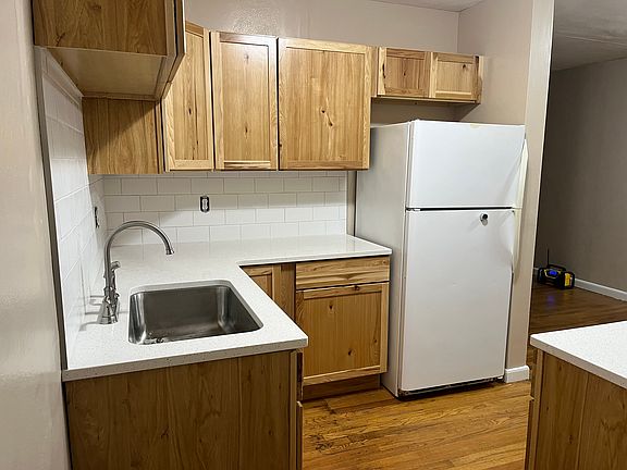5th image of 231 58th St