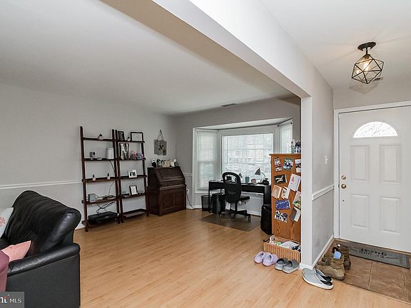 3rd image of 1491 Chatham Ct #63