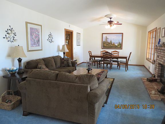 3rd image of 1917 Mariposa Ct.