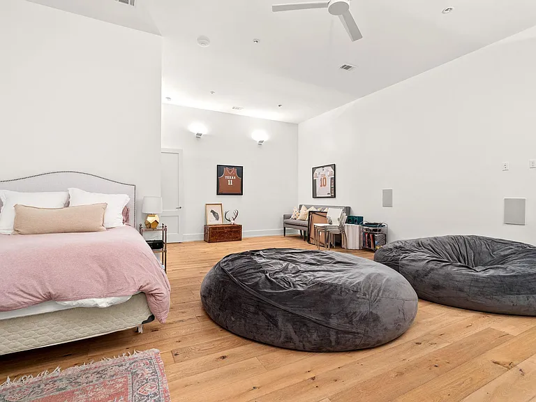 615 Harthan St — Photo 25