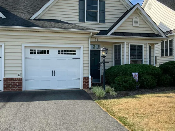 24 Spruce Dr, Palmyra, VA 22963