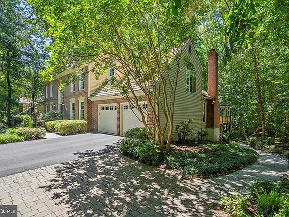 2nd image of 6810 Brimstone Ln