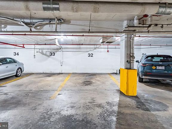 4th image of 3701 Connecticut Ave NW APT 333