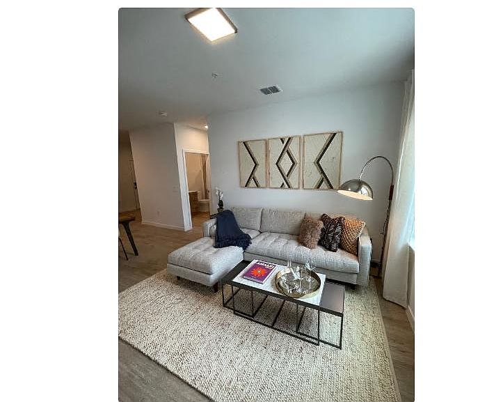 1st image of 12646 E Colonial Dr #209