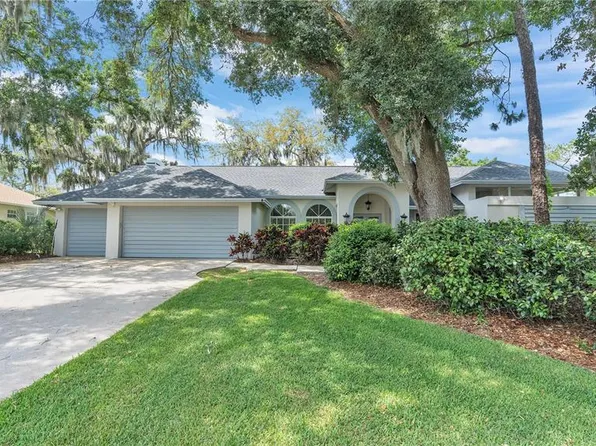 1903 Masters Way, Plant City, FL 33566