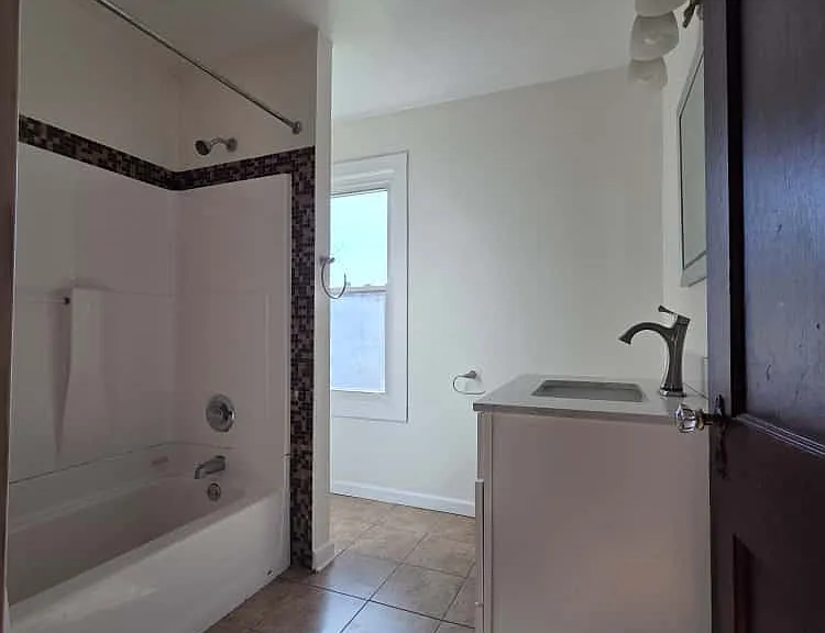 40.5 Julian St — Photo 11