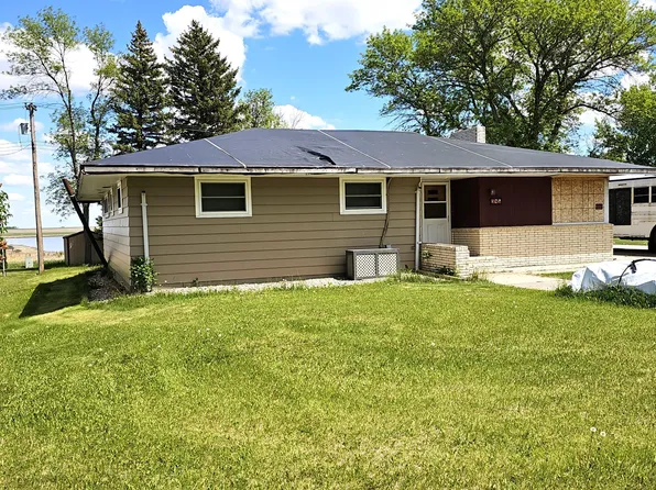 315 2nd Ave SE, Ashley, ND 58413