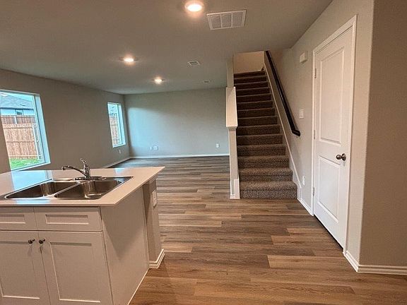 4th image of 5532 Corduroy Rd