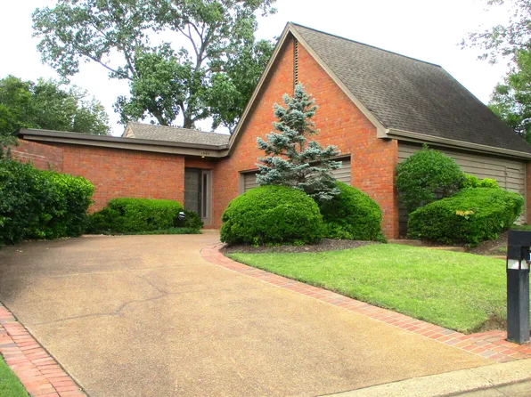 1585 Cherry Blossom Ln, Memphis, TN 38120