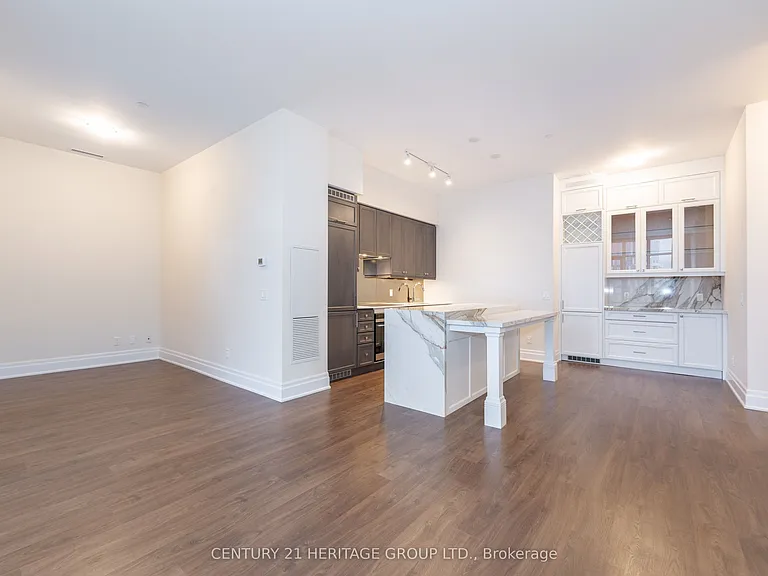 9075 Jane St #Penthouse 02 — Photo 19
