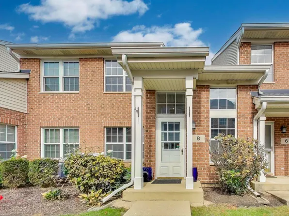 8 Donald Ct, Elmhurst, IL 60126