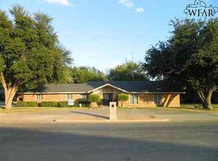 2611 Oaklawn Dr, Vernon, TX 76384