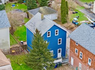 461 Snell St, Fall River, MA 02721