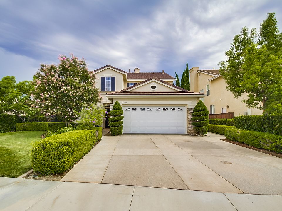 1st image of 37955 Pearwood Ln