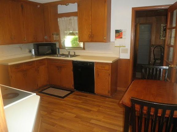 3rd image of 6832 Pillsbury Ave S
