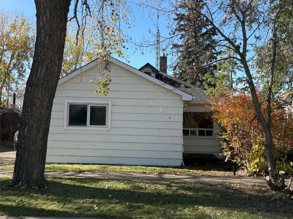 414 Young Street, Bienfait, SK S0C 0M0