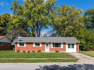 425 Avon Oak Ct, New Lebanon, OH