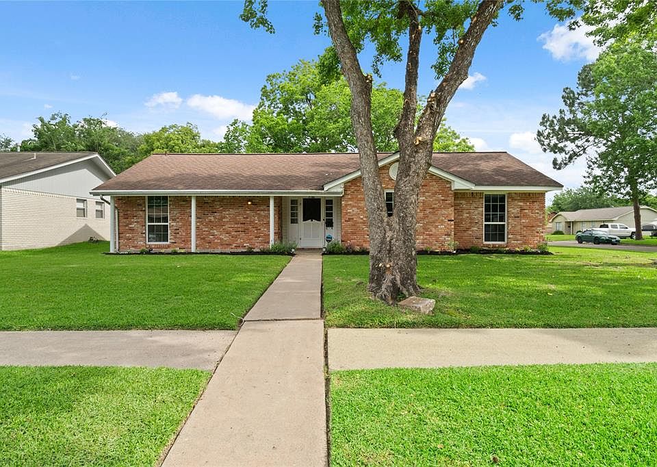 1st image of 7806 Yucca Dr