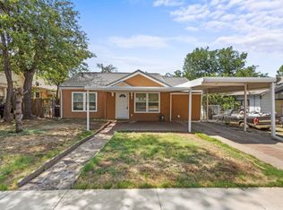 2932 Purington Ave, Fort Worth, TX 76103